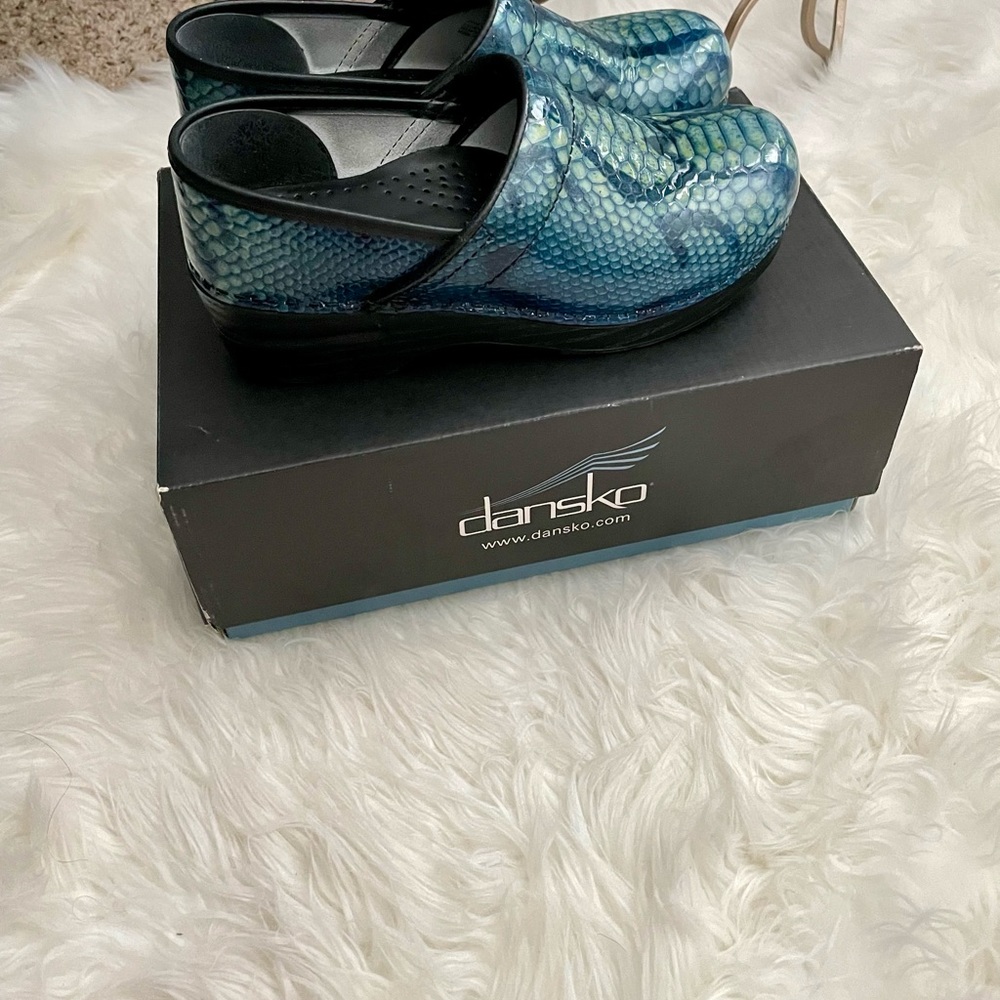 Dansko Professional Python Patent Blue Clogs Size 37